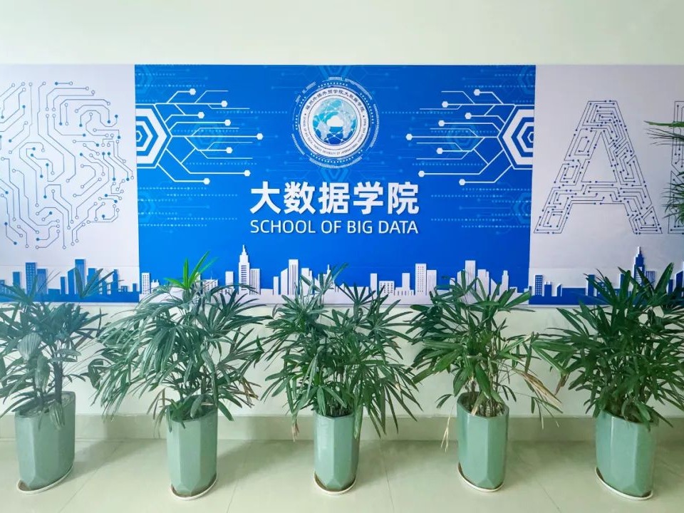 风韵犹存熟妇一区二区三区