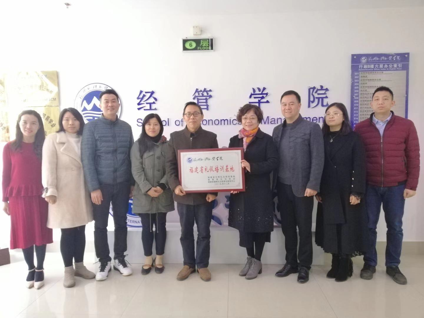 风韵犹存熟妇一区二区三区