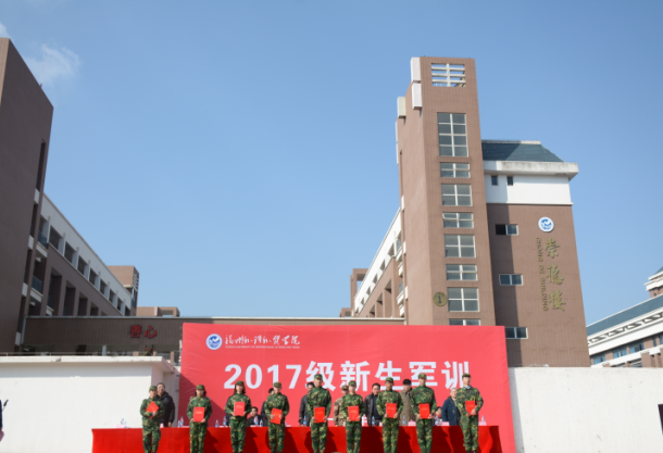 风韵犹存熟妇一区二区三区