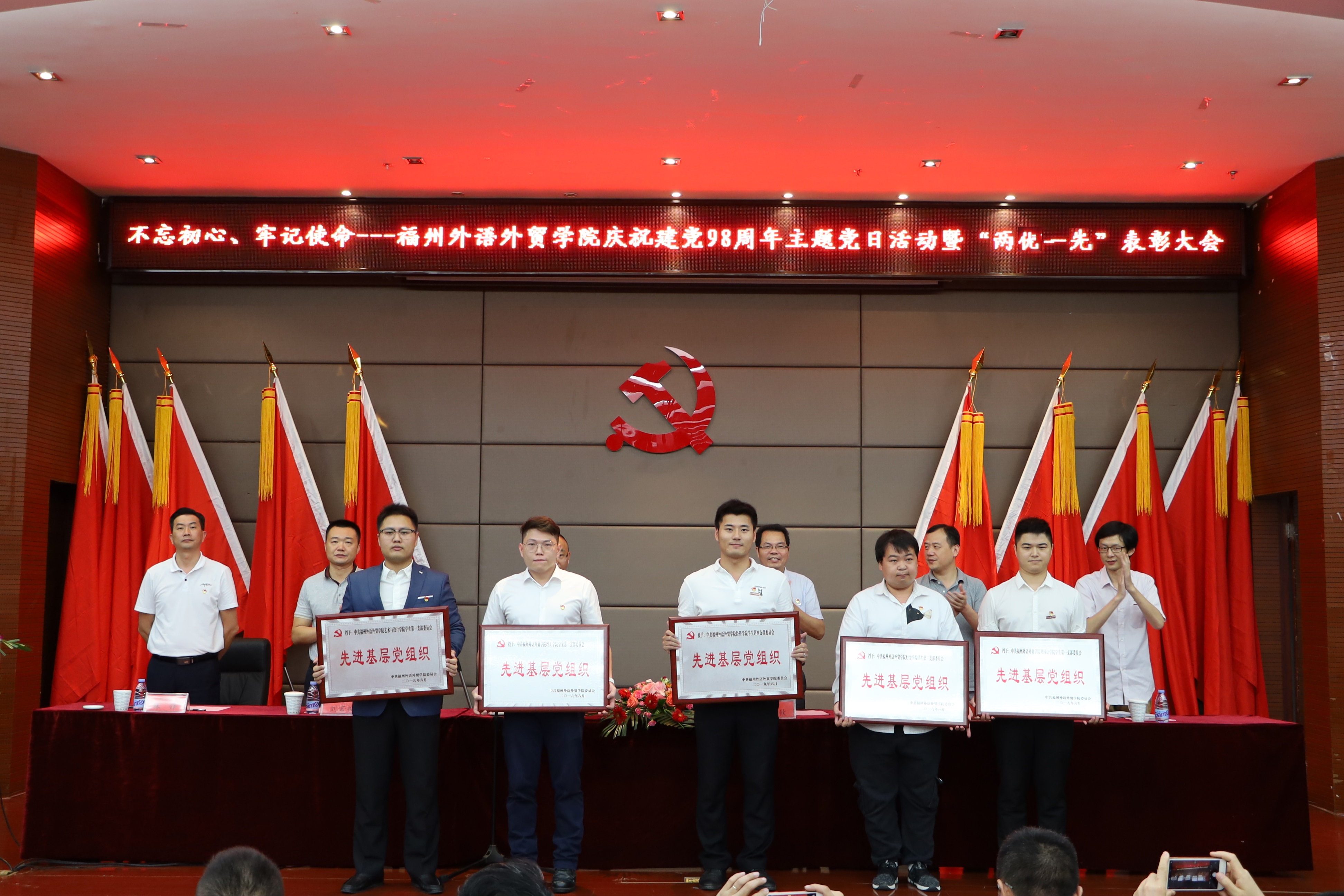 风韵犹存熟妇一区二区三区