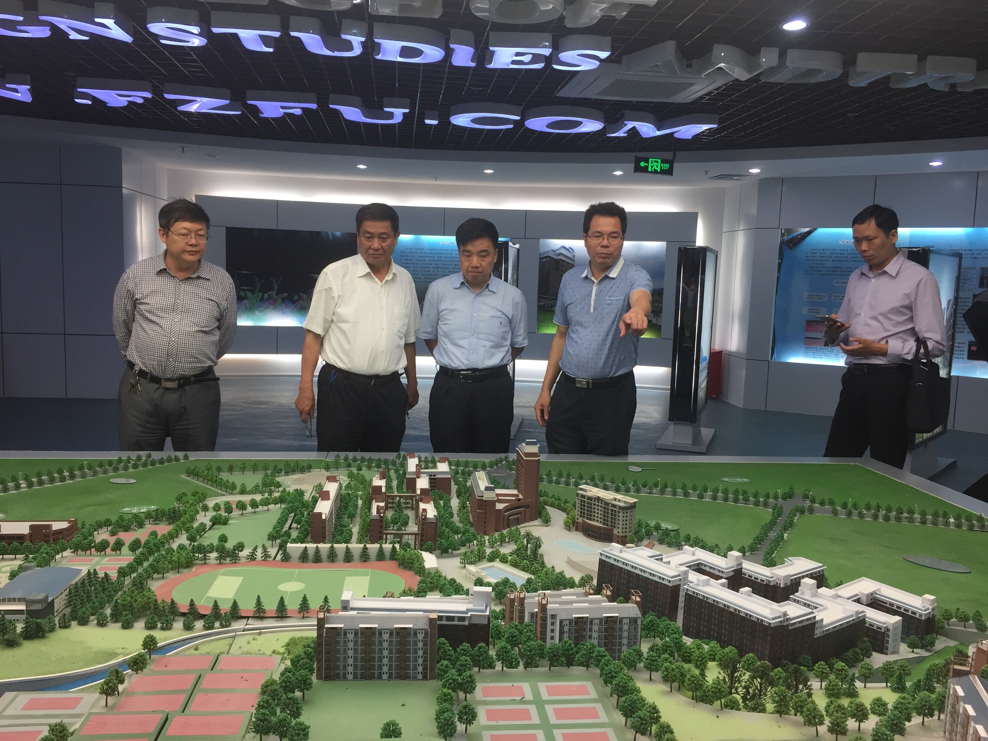 风韵犹存熟妇一区二区三区