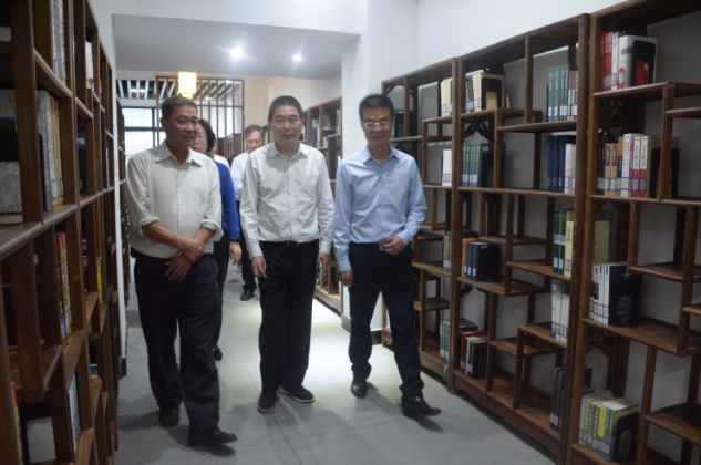 风韵犹存熟妇一区二区三区