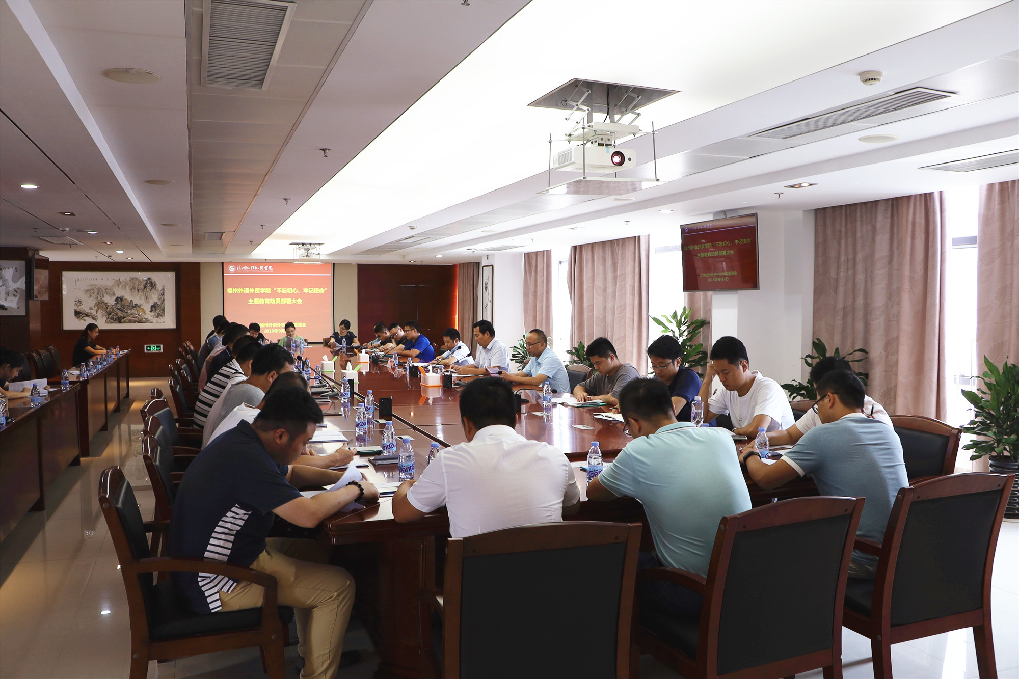 风韵犹存熟妇一区二区三区