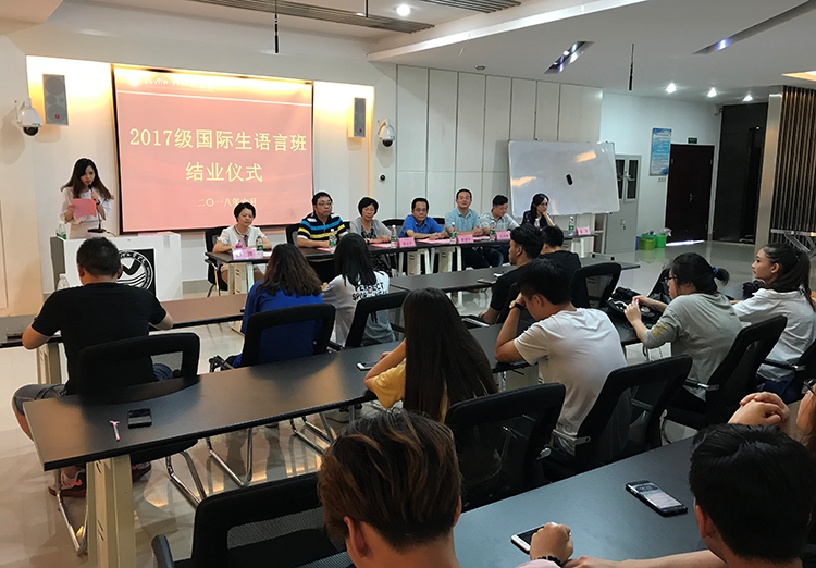 风韵犹存熟妇一区二区三区