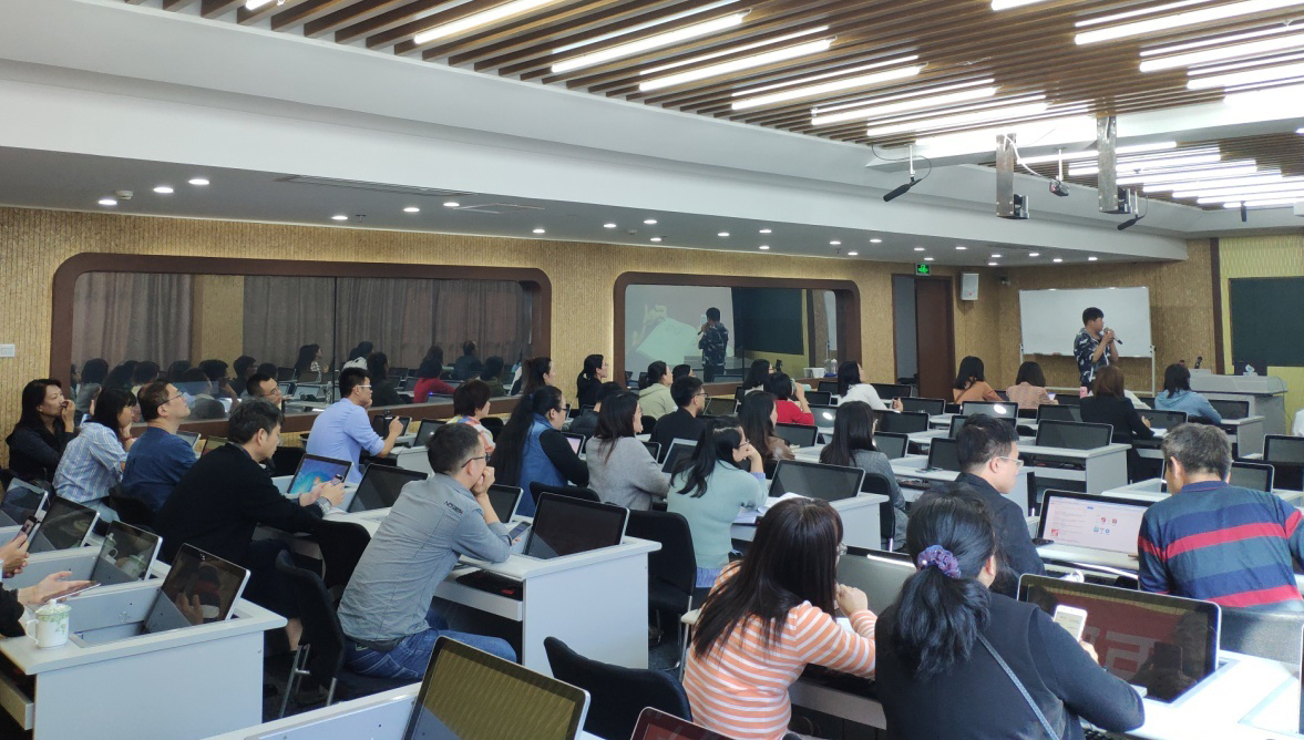 风韵犹存熟妇一区二区三区