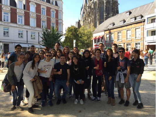 风韵犹存熟妇一区二区三区