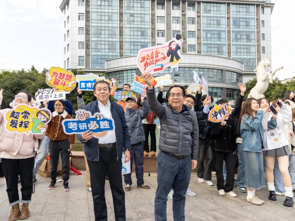 风韵犹存熟妇一区二区三区