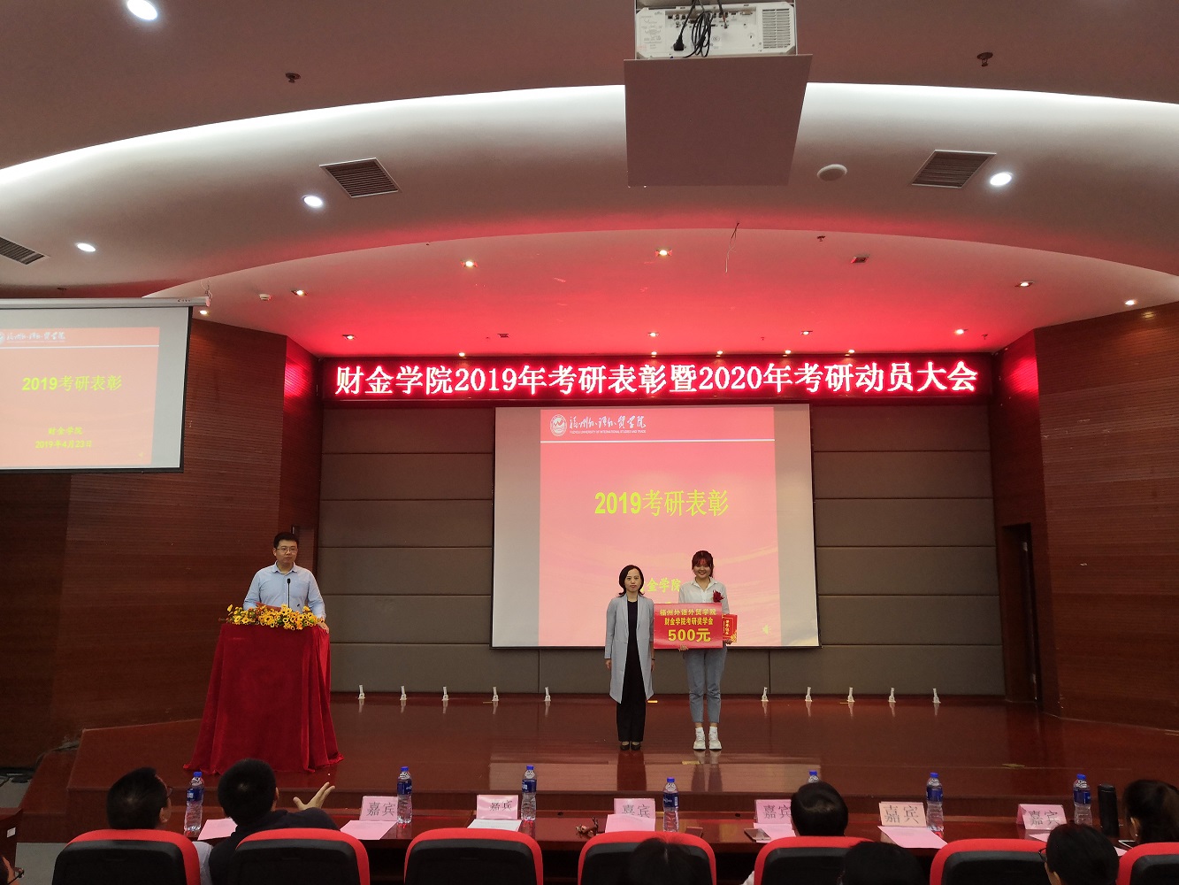 风韵犹存熟妇一区二区三区