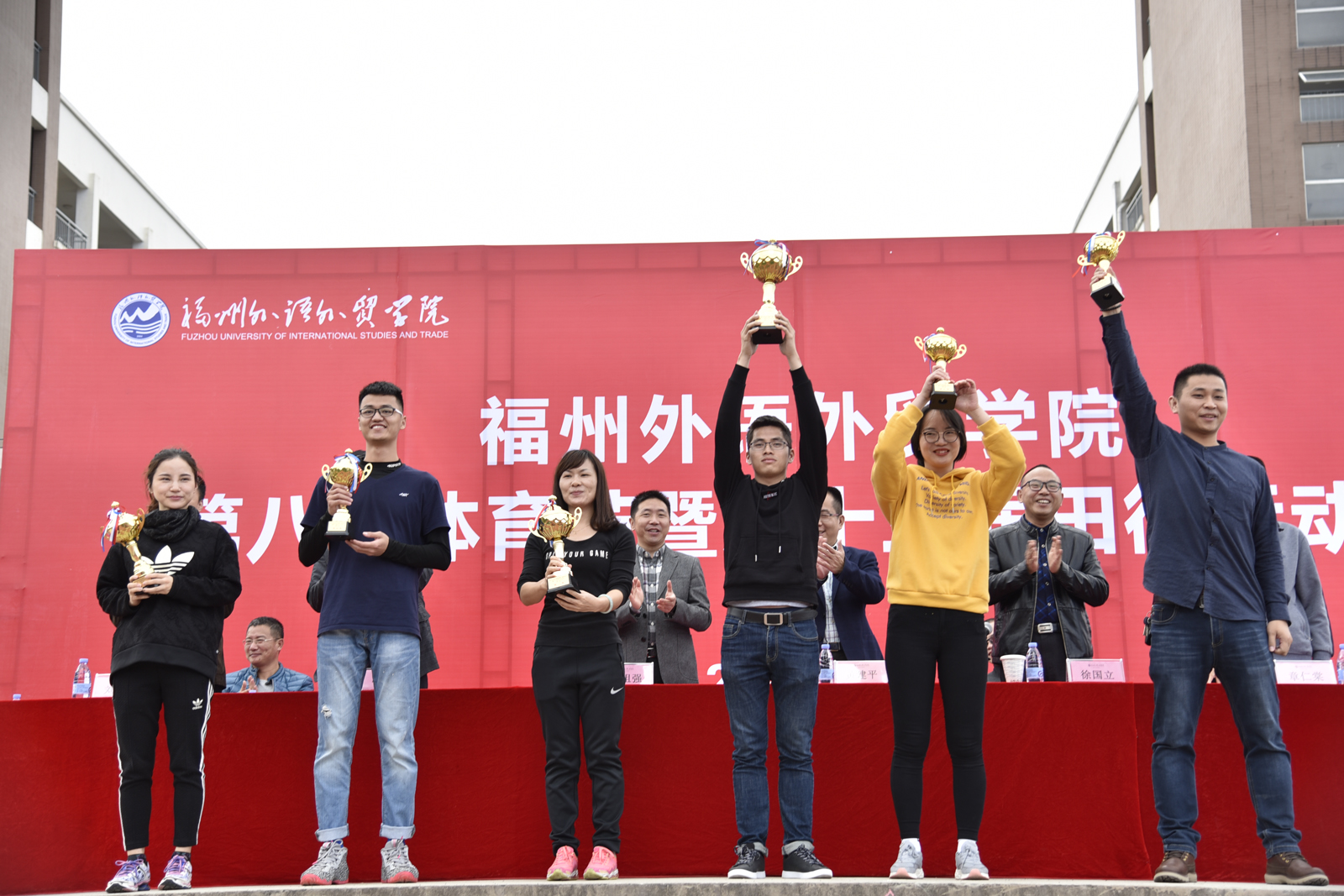 风韵犹存熟妇一区二区三区