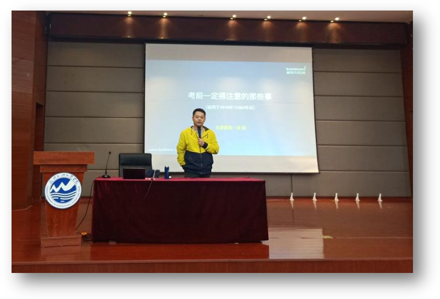 风韵犹存熟妇一区二区三区