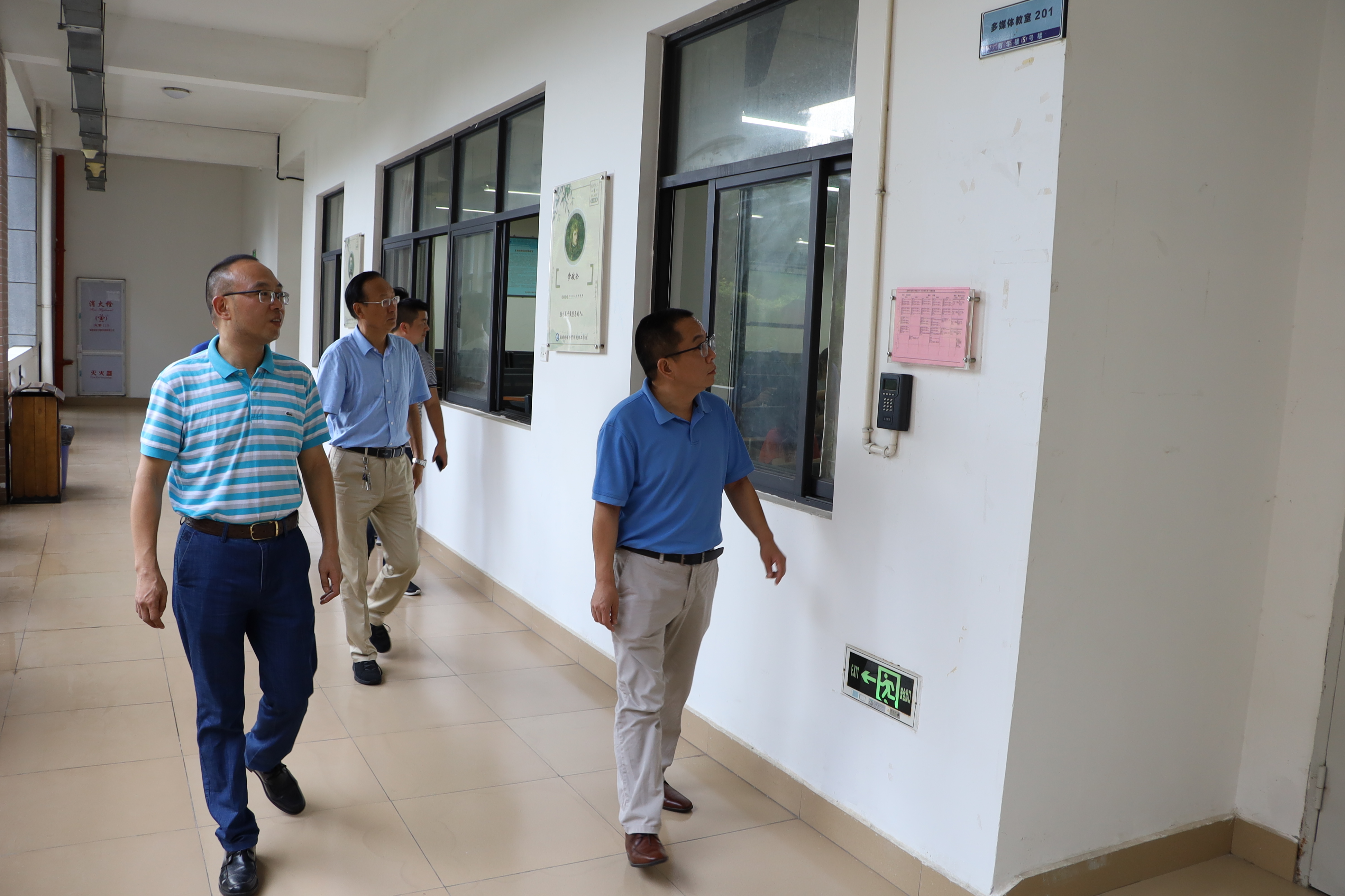 风韵犹存熟妇一区二区三区